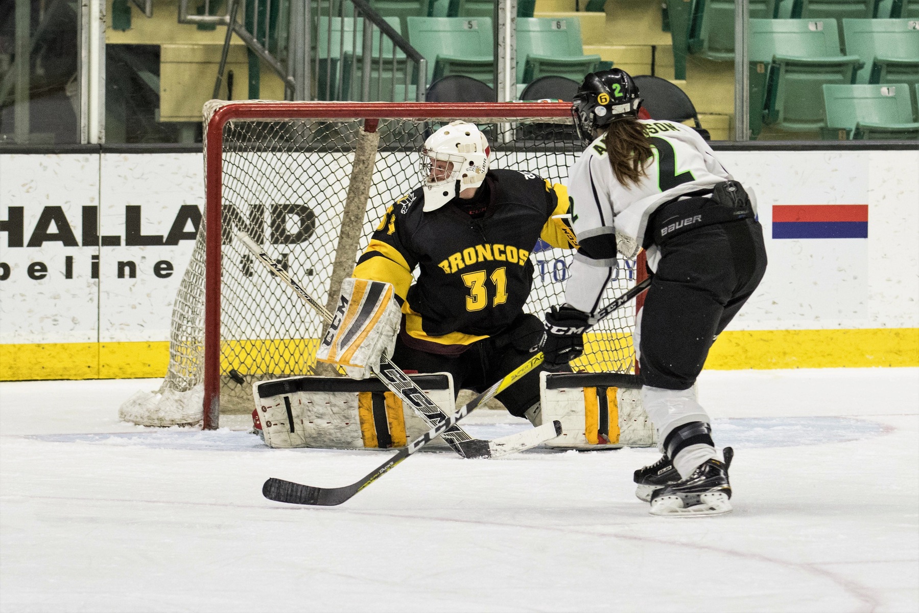 Cassidy Anderson (2) scored shorthanded to give the Queens a 3-0 lead. Photo - Tony Hansen