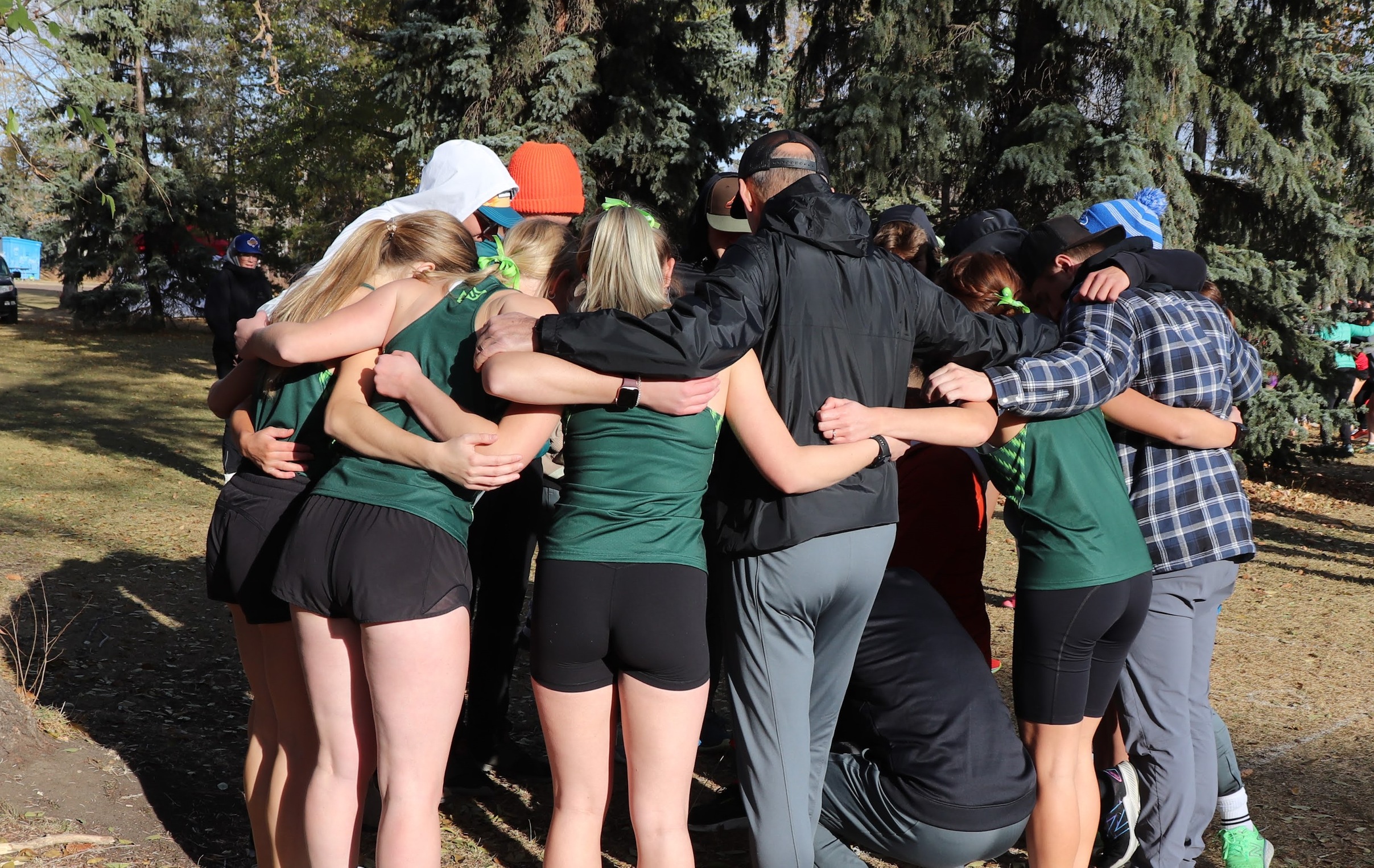 The Kings and Queens X-Country team booked their ticket to nationals